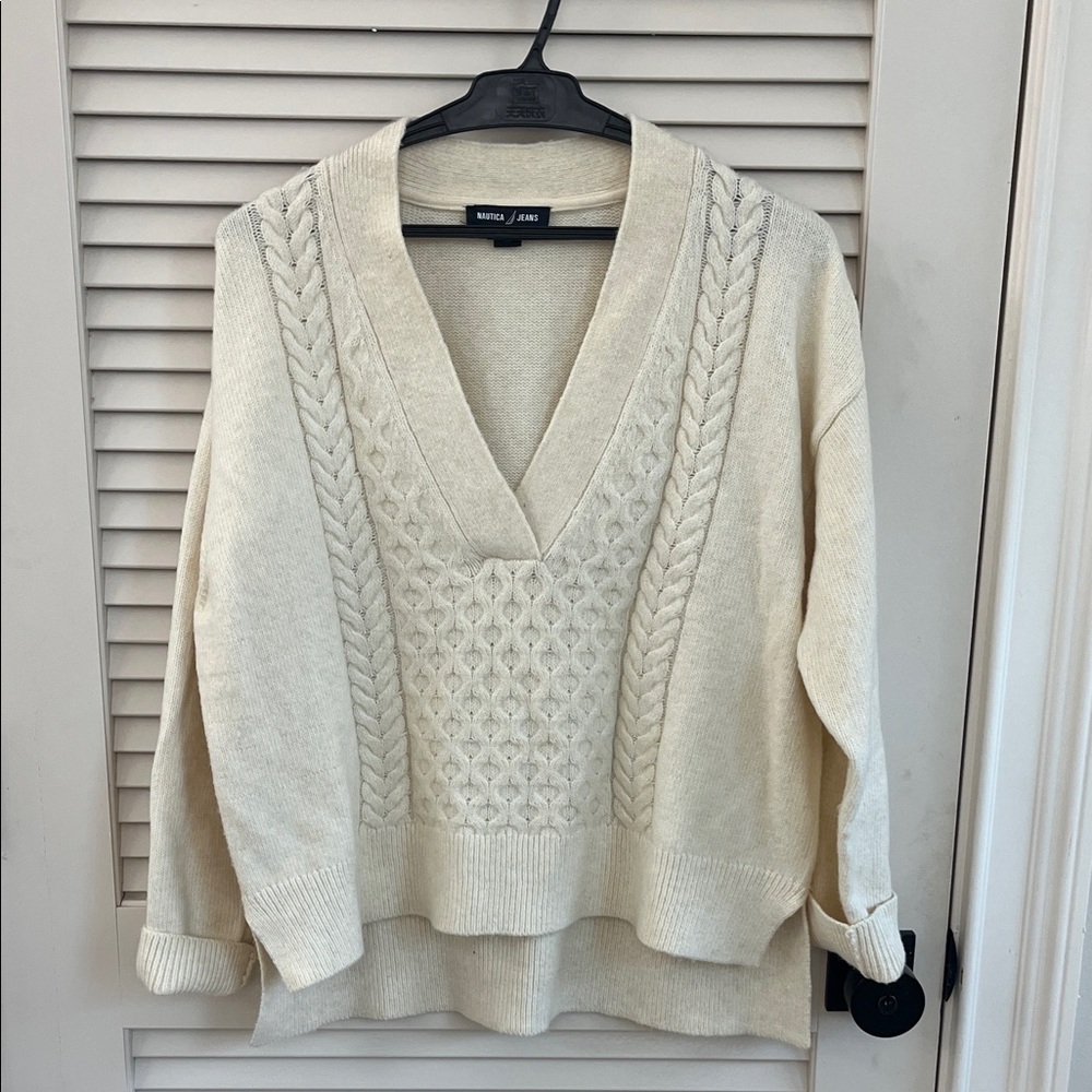Nautica Jeans Cream V-Neck Sweater
